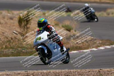 media/Apr-19-2025-AHRMA (Sat) [[3d98ca3309]]/Race/Group 3/turn 4/